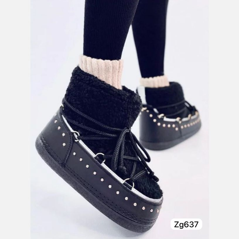 Botin negro tipo nieve apliques dorado NB617 C-77